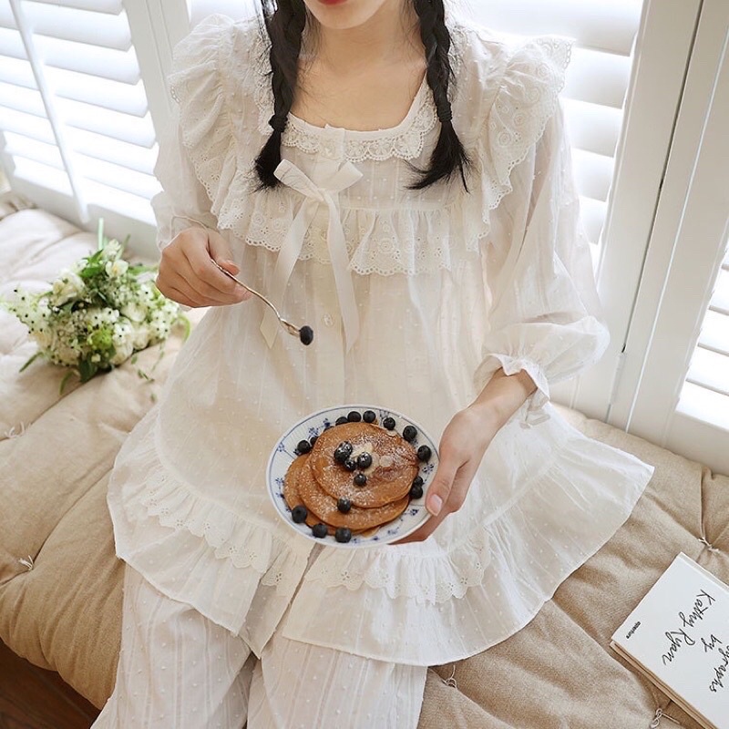 BỘ NGỦ TRẮNG TIỂU THƯ QCCC