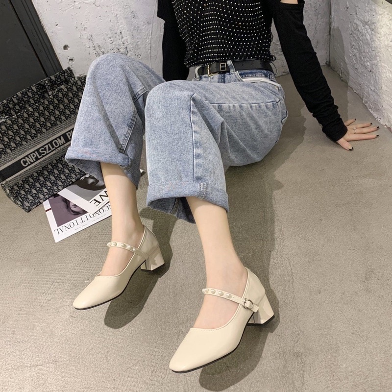 Giày da cao gót đính ngọc nhẹ nhàng nữ tính