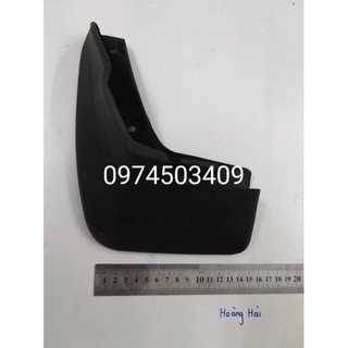 Chắn bùn bánh Daewoo Cielo