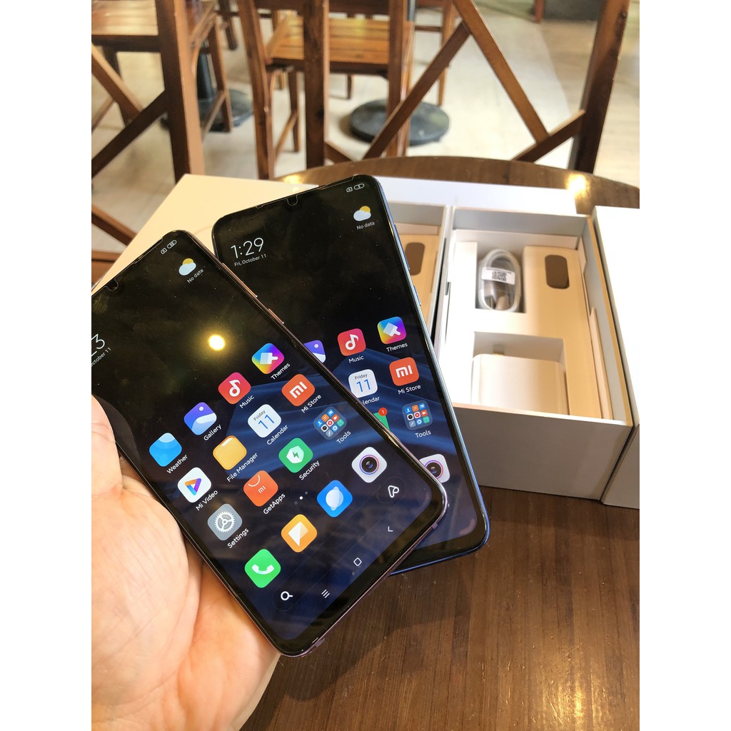 Điện thoại xiaomi mi 9 nguyên hộp ram 6gb bộ nhớ 128gb cấu hình khủng | BigBuy360 - bigbuy360.vn