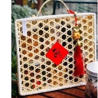 Hộp tre đựng quà tết hình vuông lớn