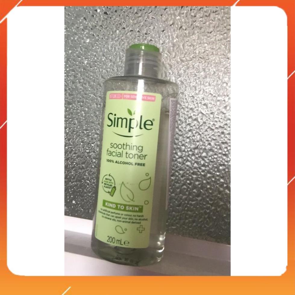 [CHÍNH HÃNG] Nước hoa hồng Simple Toner làm dịu và cân bằng độ ẩm cho da - lành tính không chứa cồn 200ml