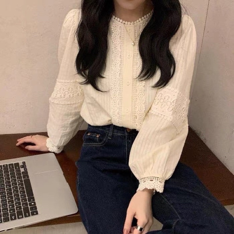 Vera Blouse - Áo sơ mi viền ren- Thiết kế phong cách Hàn Quốc