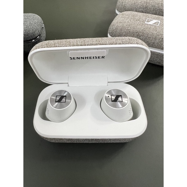 Tai nghe Sennheiser Momentum True Wireless 2 M3IETW2
