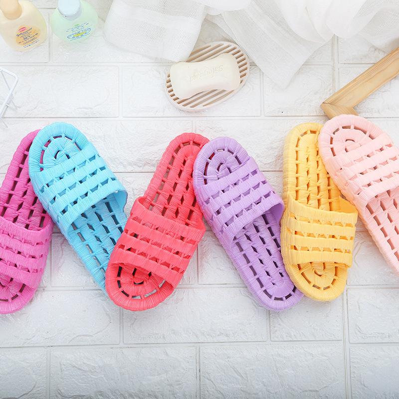 Summer new home slipper wholesale bath leakage slipper couple soft bottom hollow-out non-slip couples bathroom slippers