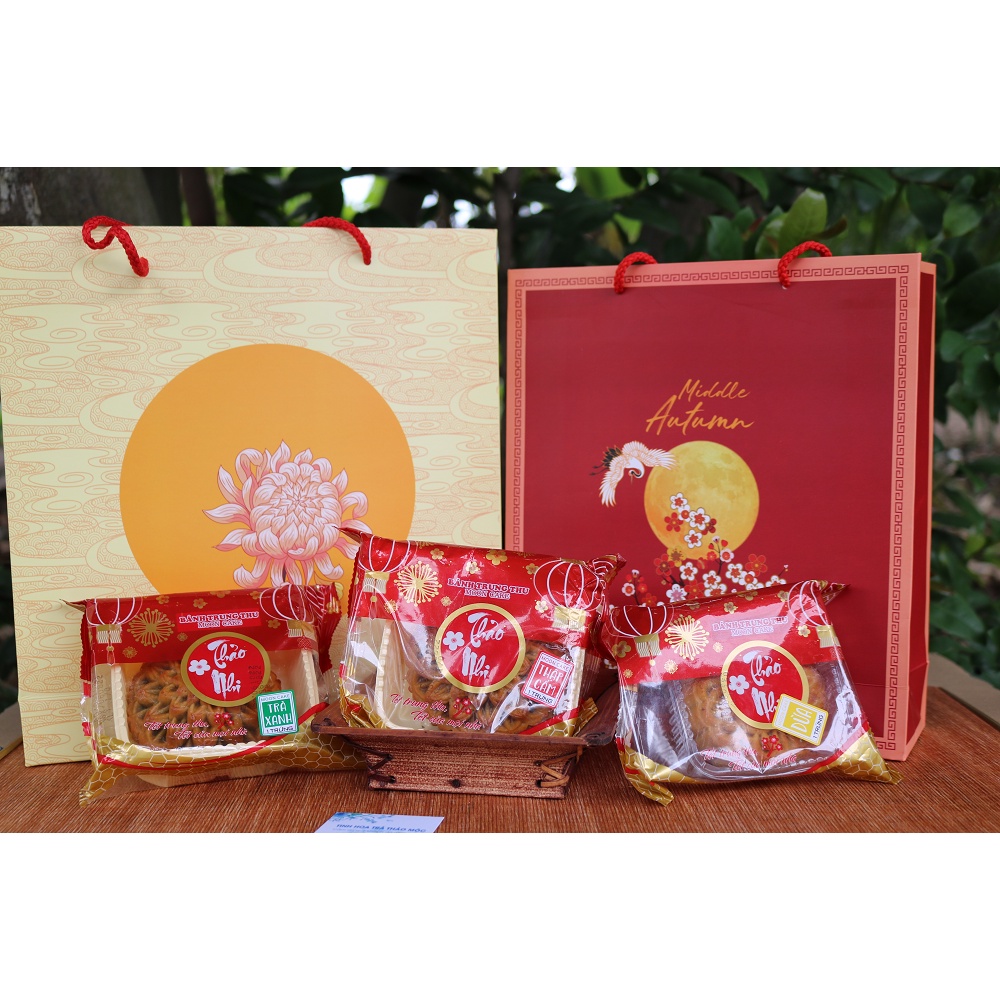 ( ảnh thật + deal sốc ) hoả tốc hộp bánh trung thu 4 cái quà tặng đủ vị siêu đặc biệt _trathaomocsi