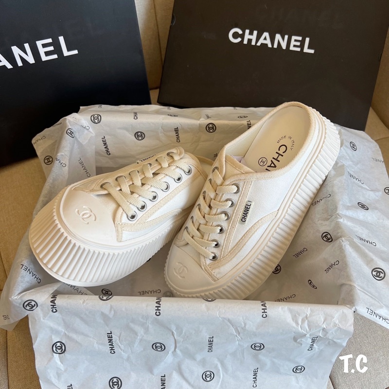 Sục thể thao channel độn đế bánh mì mai phương bùi