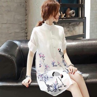 Đầm suông sơ mi trắng in chim hạc siêu cute