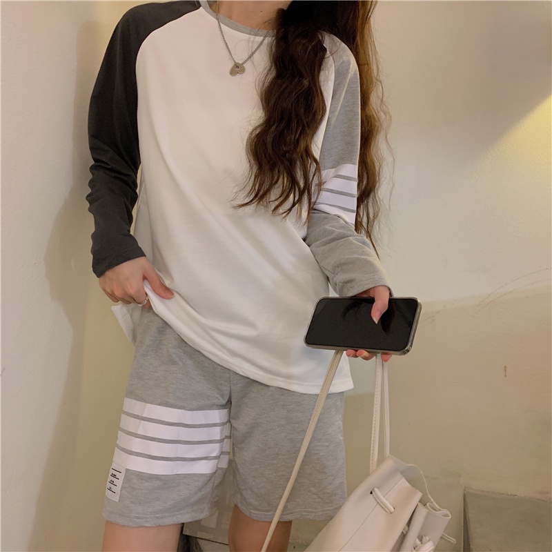 【ZHELIHANGFEI】Set Áo Thun Tay Dài Kẻ Sọc Phối Quần Short Ống Rộng Thời Trang Cá Tính