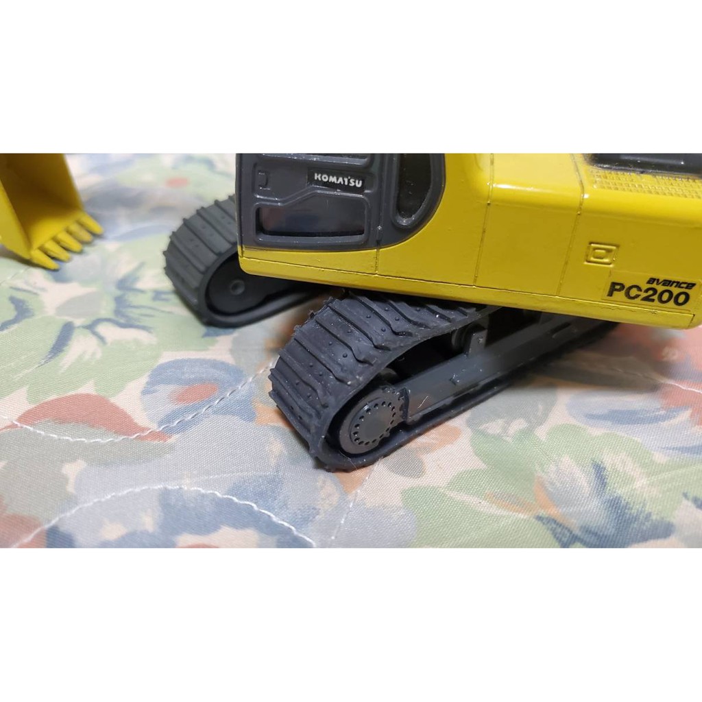 Máy xúc đào bánh xích KOMATSU PC200-6E 1/43 Chính hãng Komatsu - Made in Japan 1999 Full box