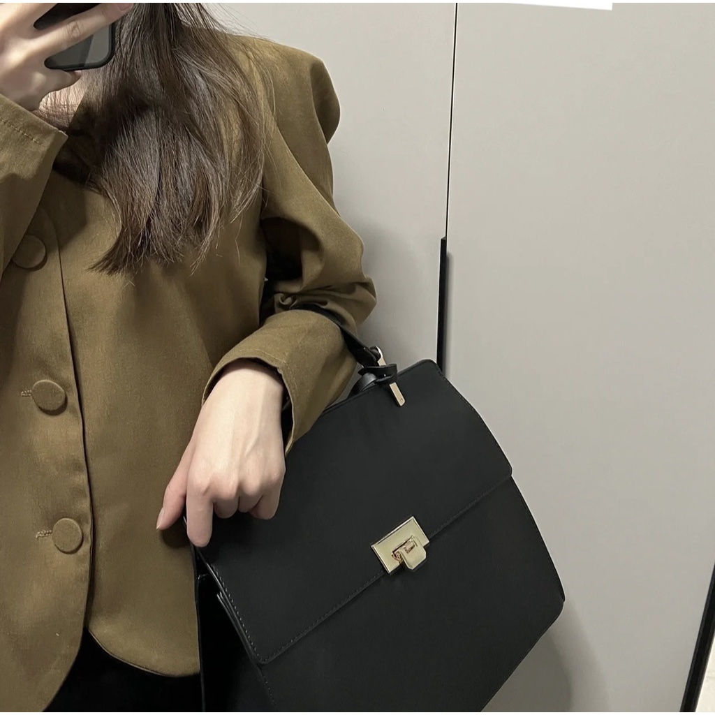 Túi Đeo Chéo Thiết Kế Mới Sức Chứa Lớn 2022 Thời Trang Mùa Xuân Cho Nữ