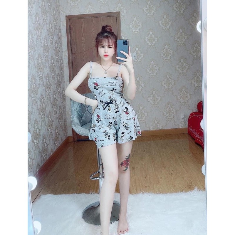 Set bộ Mickey áo 2 dây croptop quần xoè lưng cao tôn dáng hàng vnxk, hình thật | BigBuy360 - bigbuy360.vn