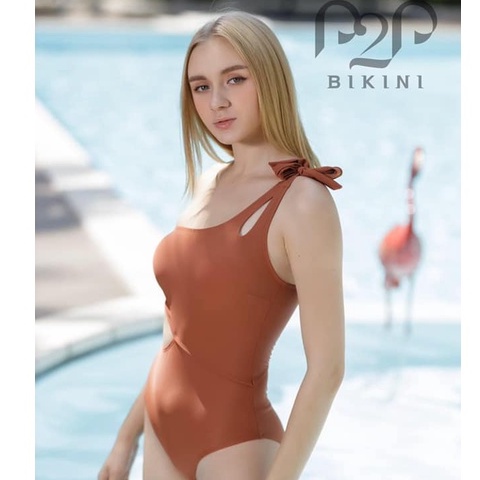 P2P BIKINI - Đồ bơi một mảnh lệch vai cột nơ cut out cam đất - MN370M_LV