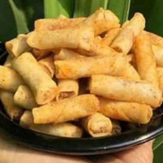 Hũ 300gr Snack chả giò mini cay