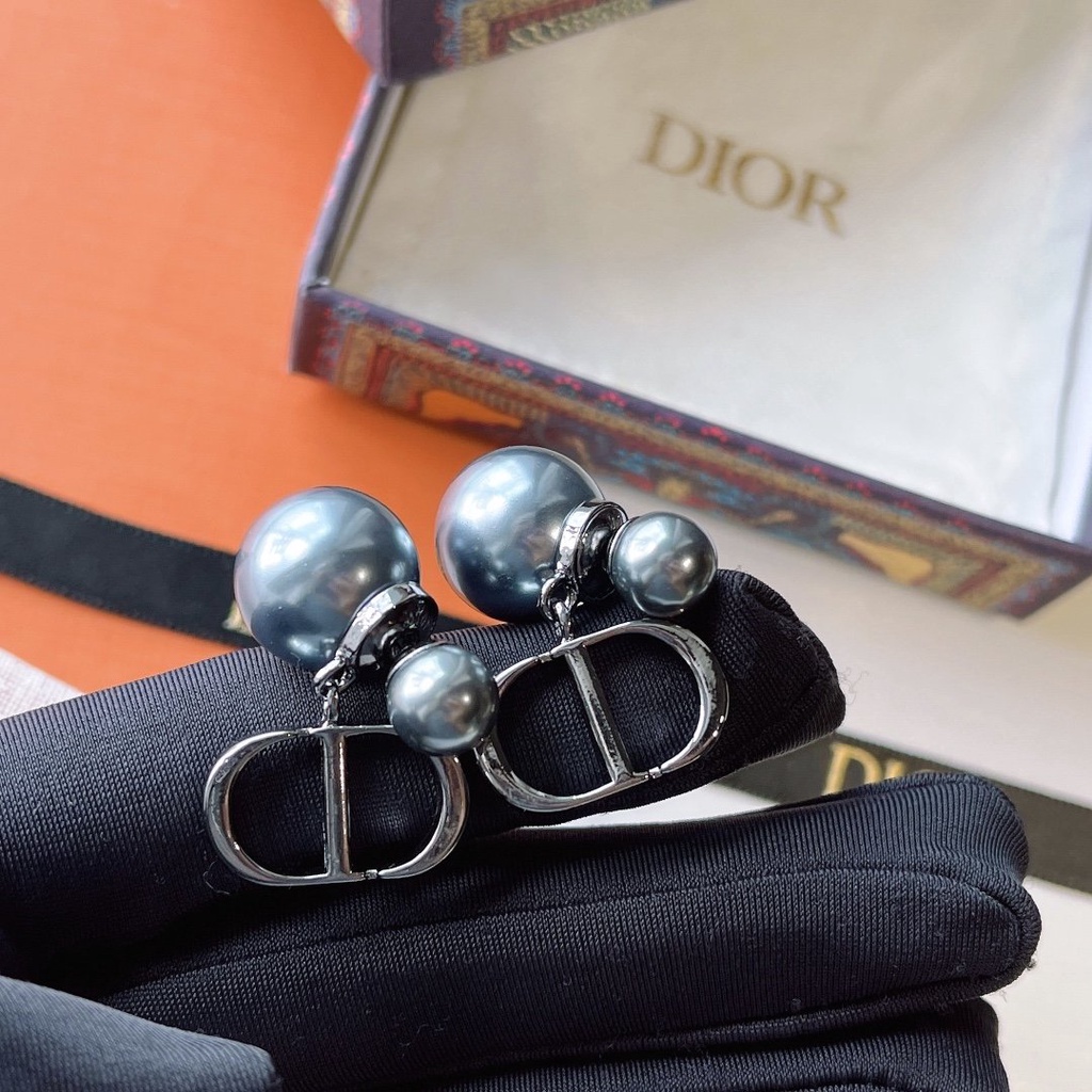 Khuyên Tai Tròn Khắc Chữ Dior Bằng Thép Titanium Thời Trang Cho Nữ