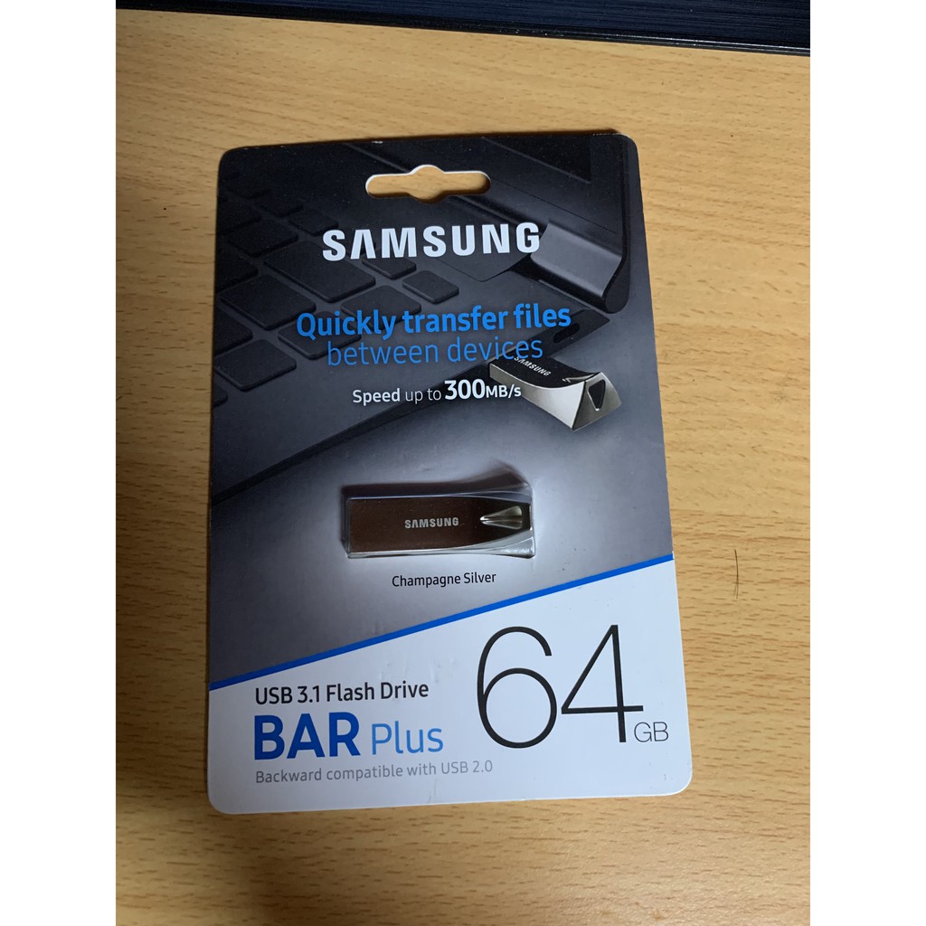 BAR Plus USB 3.1 Flash Drive 64GB Champagne Silver