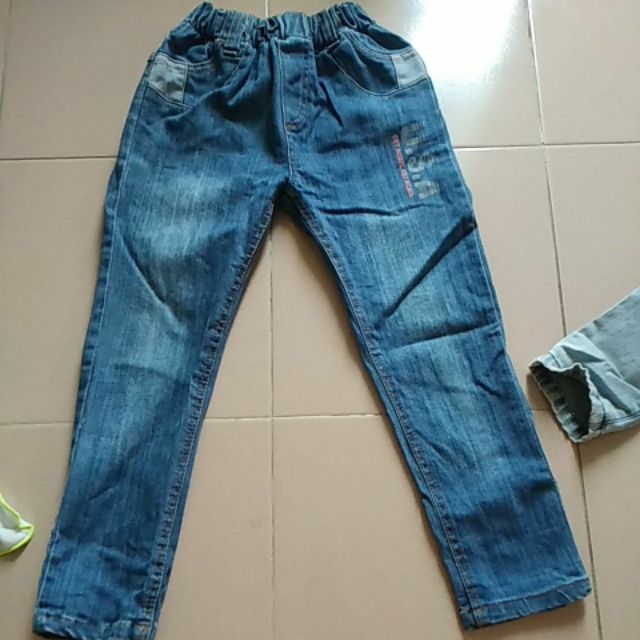 Dưới 25kg thanh lý quần jeans bé trai