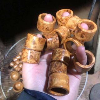 NHẪN CÀN LONG NU HUYẾT LONG