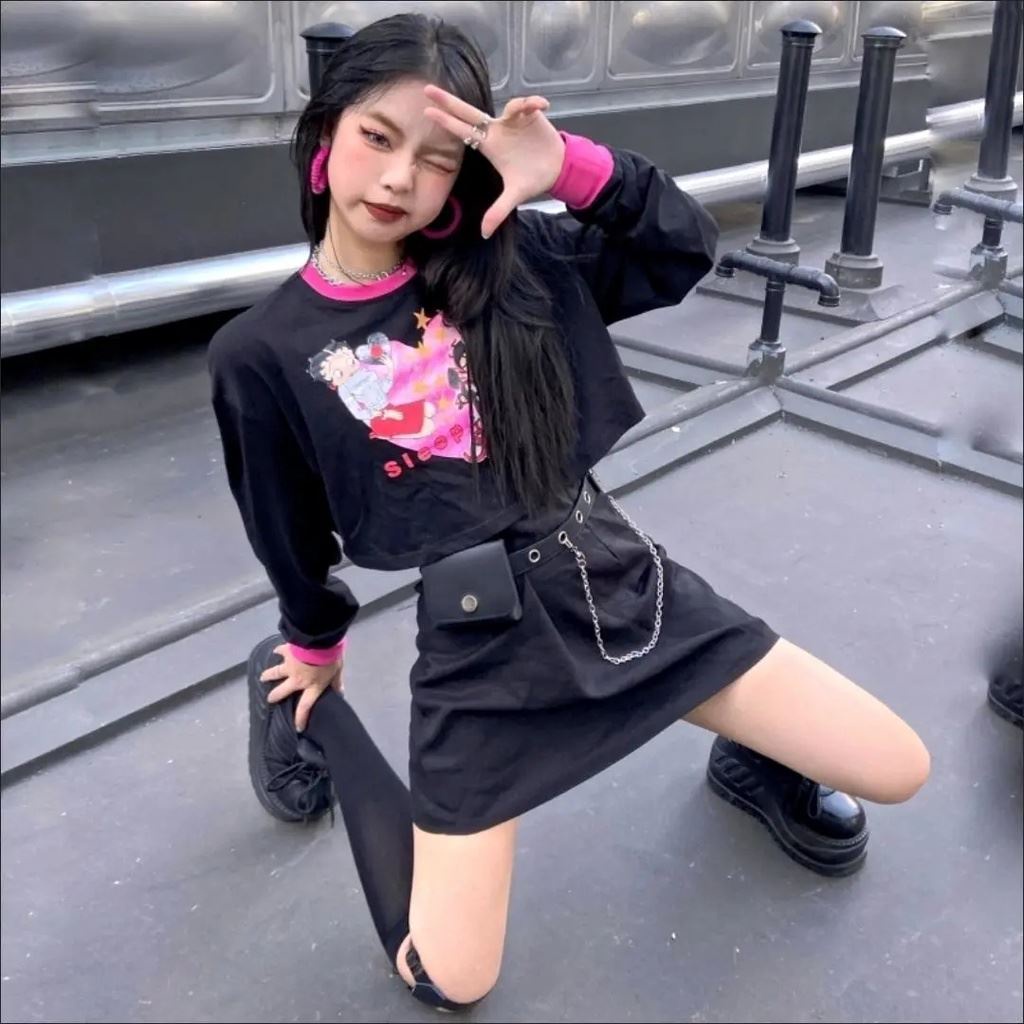 Áo Thun Croptop Tay Dài In Họa Tiết Hoạt Hình Phong Cách Hàn Quốc Cổ Điển Cho Nữ