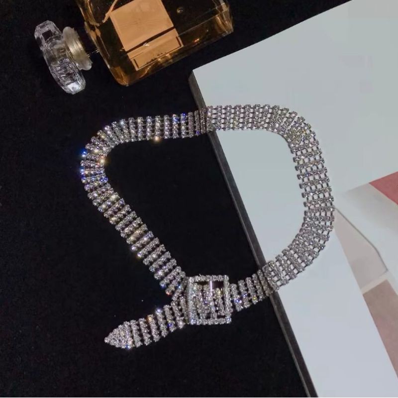 Choker đá kiểu thắt lưng. Có thể quấn 2 vòng làm lắc tay.