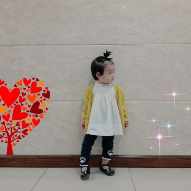 Váy cho bé Tran Canh