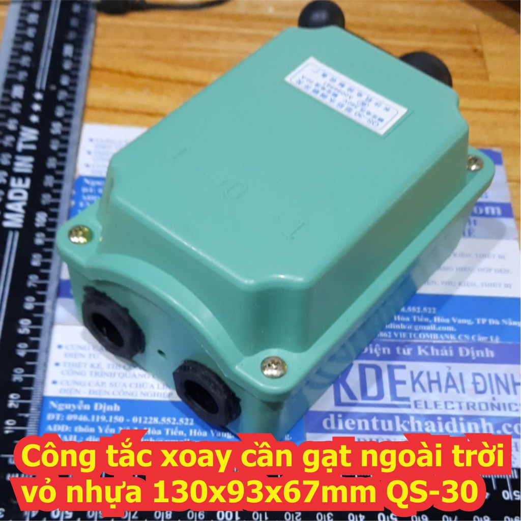 Công tắc xoay cần gạt ngoài trời vỏ nhựa 130x93x67mm QS-30 kde7312