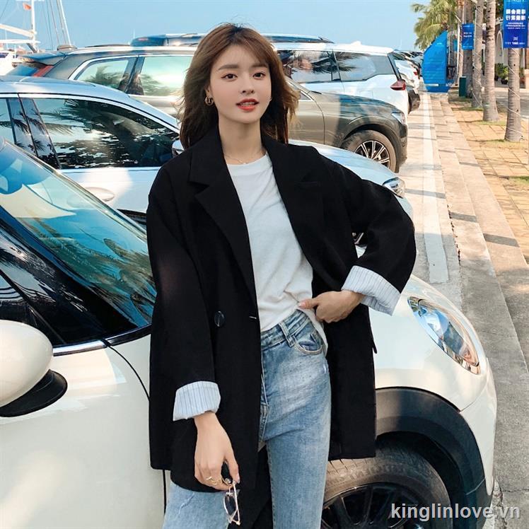 Áo khoác blazer thiết kế giản dị thời trang | BigBuy360 - bigbuy360.vn