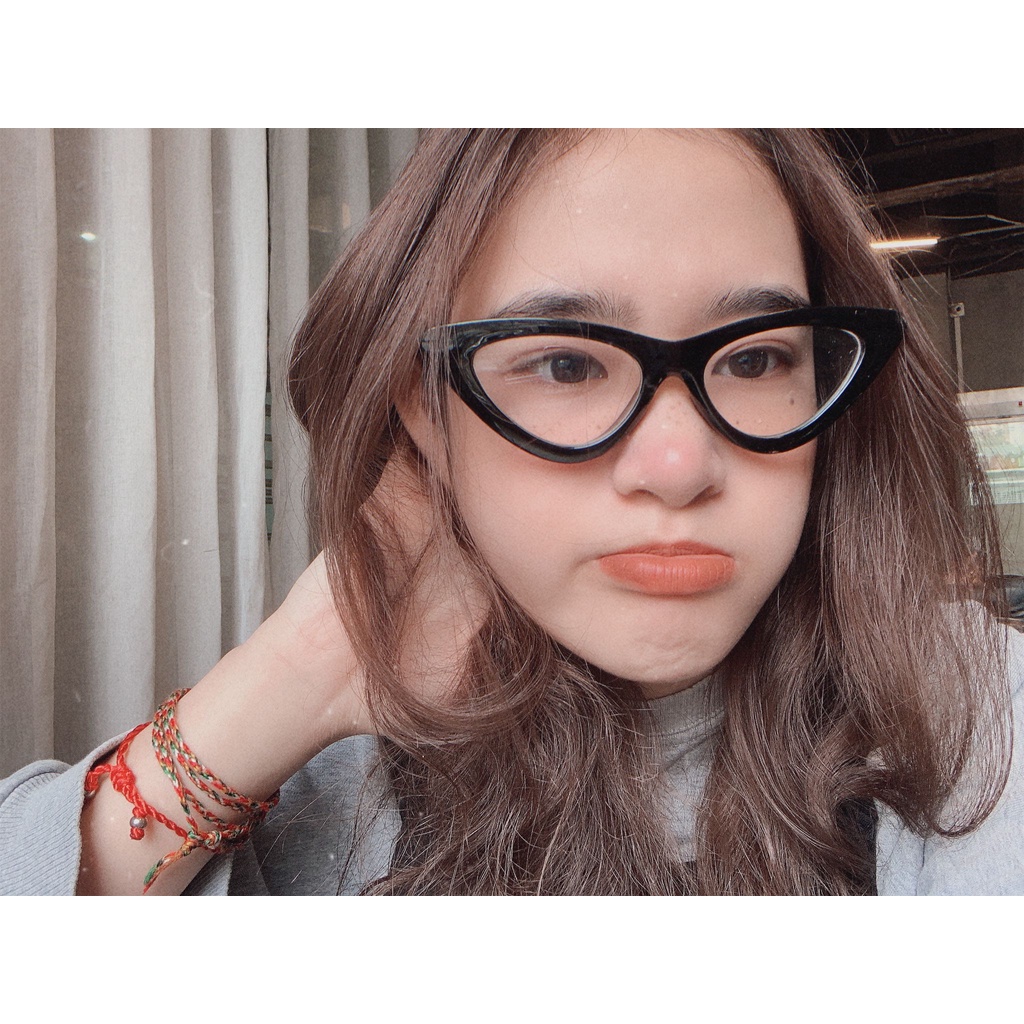 Gọng kính mắt mèo nhựa thời trang năng động màu đen 0001 | BigBuy360 - bigbuy360.vn