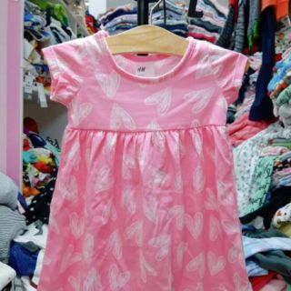 Đầm thun H&M kèm chip