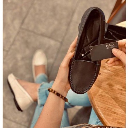 Giày mọi nữ da bò thật đế cao su siêu êm giày lười MOXYCA HADU M061