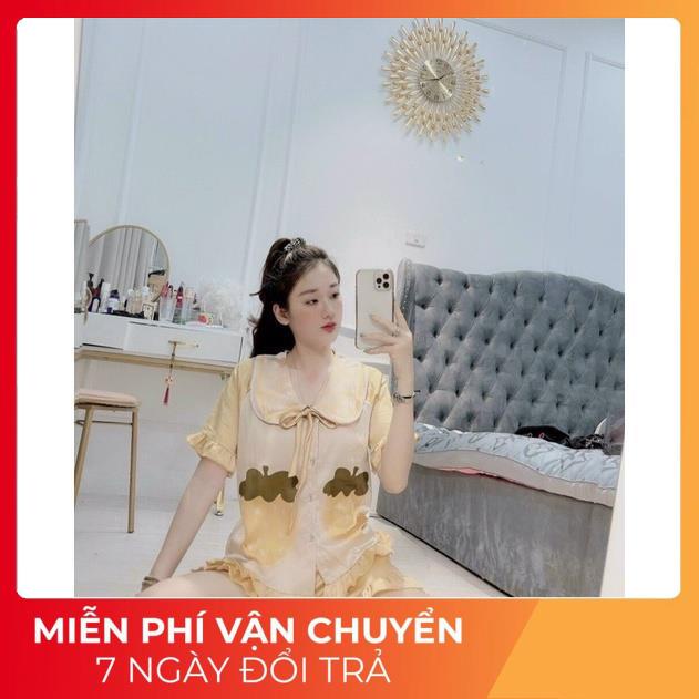 Đồ bộ pijama nữ tay cộc quần cộc chất vải lụa Satin mềm mát không nhăn không bai xù hình dâu tây kute AT087