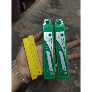 Hộp 10 lưỡi dao dọc giấy lớn, nhỏ