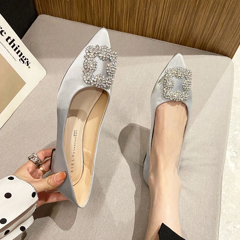 Giày Cao Gót 3Cm Mũi Nhọn Đính Đá Hình Hoa Tuyết Dành Cho Nữ