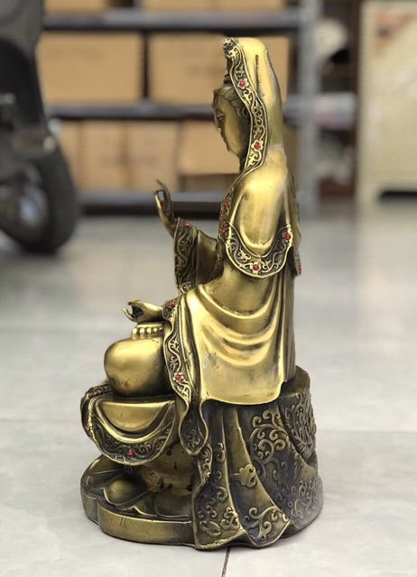 Phật Bà Quan Âm ngồi