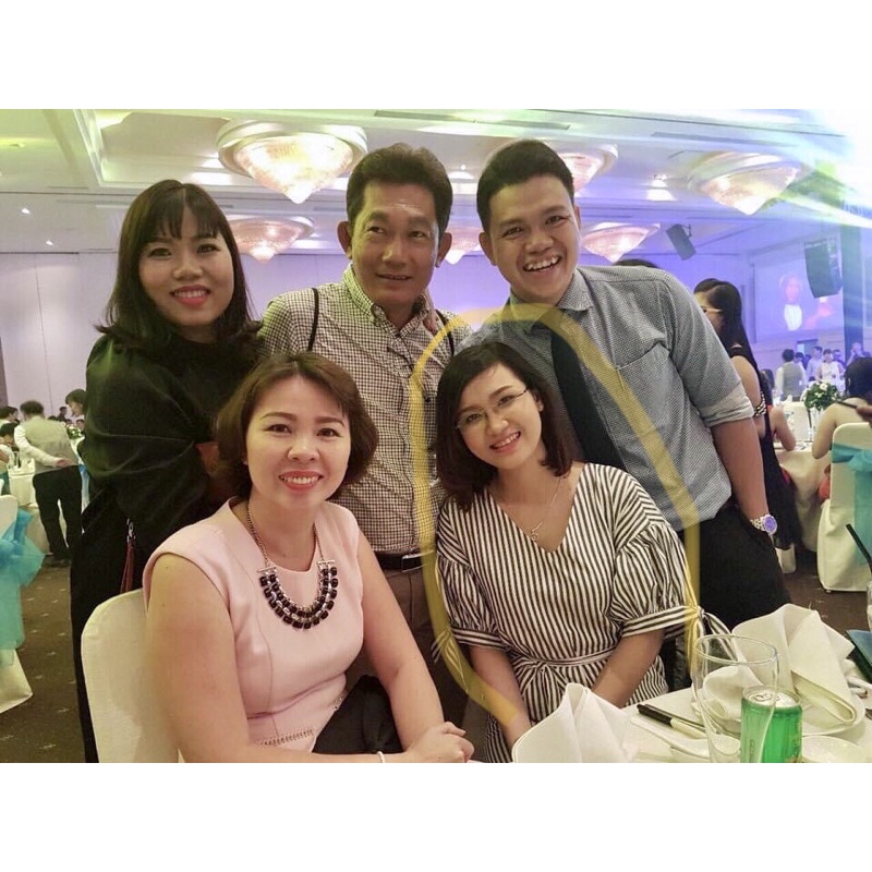 Đầm Eveluxe thanh lý