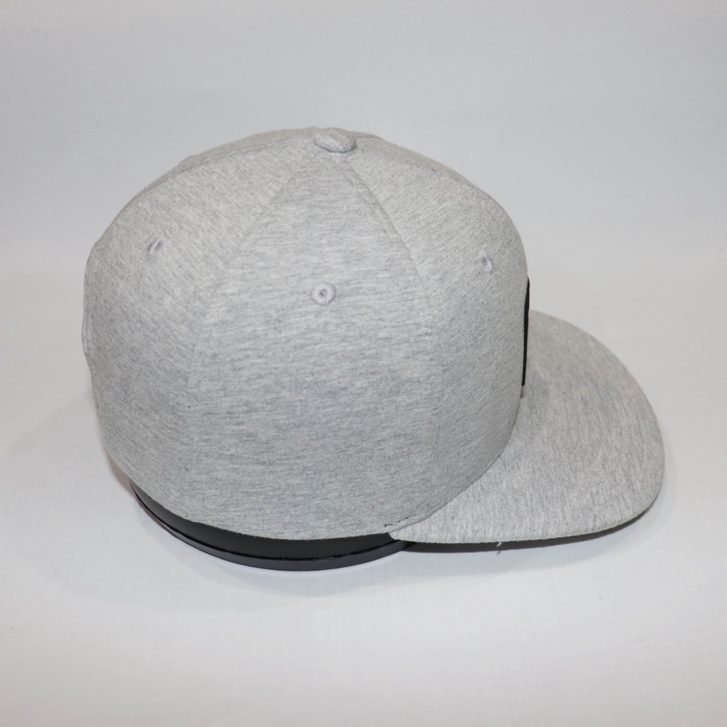 Nón NHS Snapback Full xám logo vuông da đen Nix012.