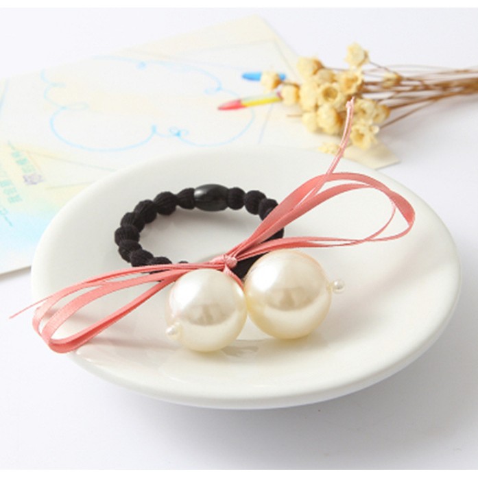 cột tóc phong cách hq hai châu trắng, thắt nơ. mẫu y hình vì hình shop tự chụp nha các bạn. hàng có sẵn.