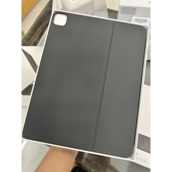 Bàn phím Smart keyboard Folio máy tính bảng hãng táo pro 12.9 2020/2021