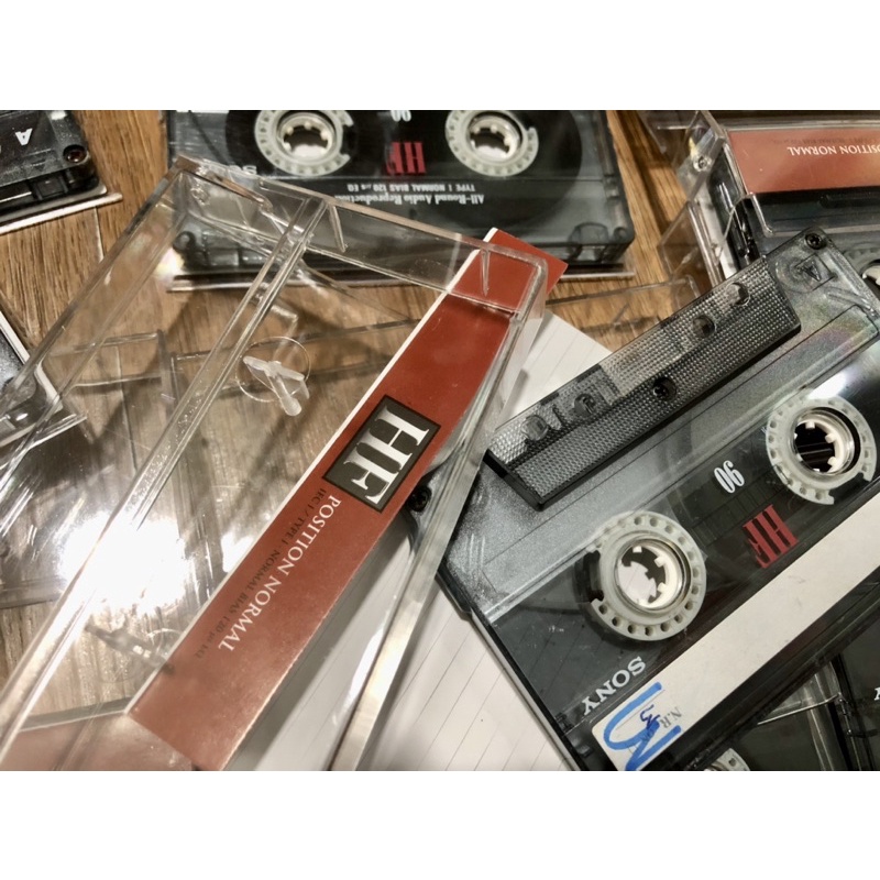 10 băng cassettes " SONY HF 90 "