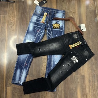 Quần biker bò côn khoá lệch vương miện kim sa