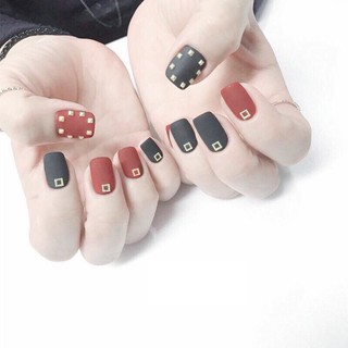 Móng giả dán móng tay.Có keo sẵn