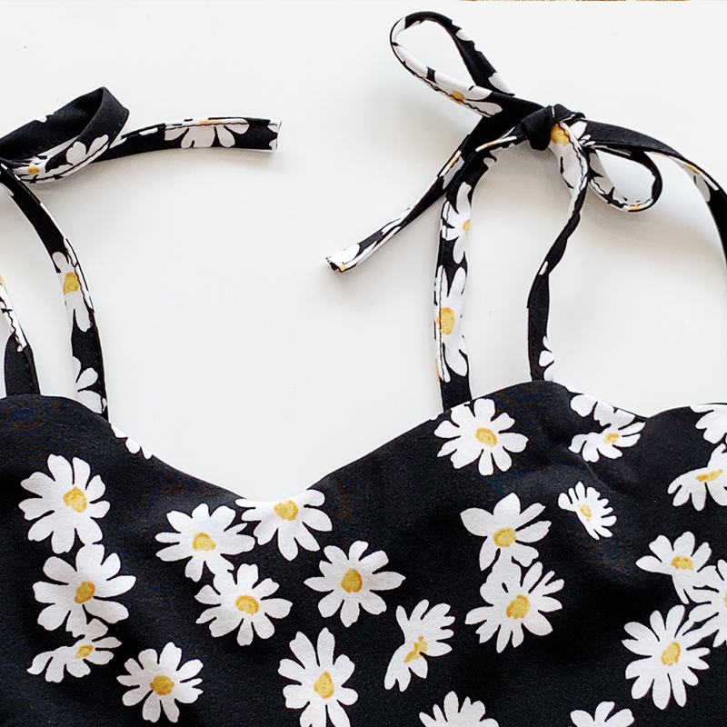 Đầm Hoa Cúc Dễ Thương Hàn Quốc Cho Bé Gái