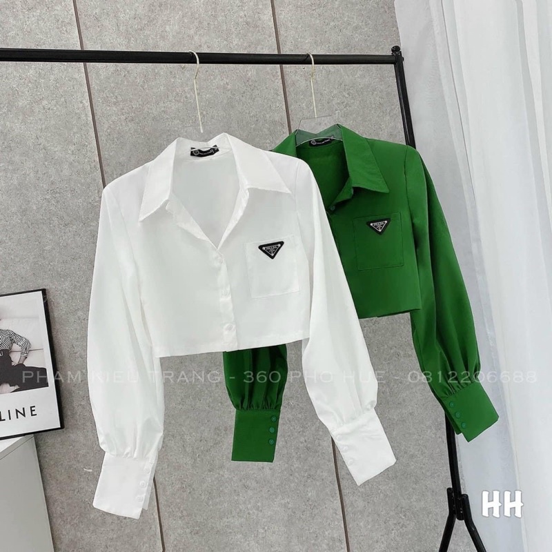 Áo sơ mi croptop xanh lá 1 túi tag kim loại