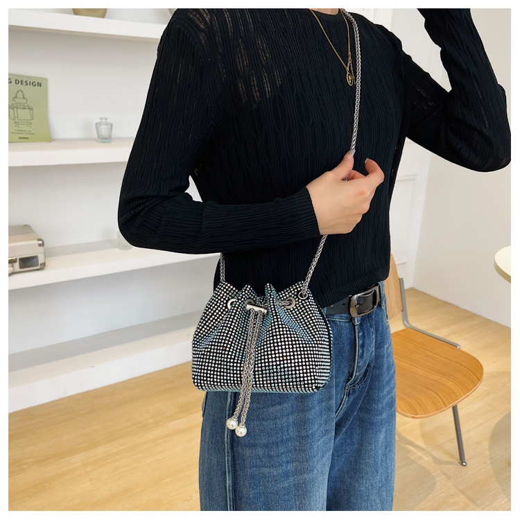 Túi Đeo Chéo Xếp Ly Đính Đá Lấp Lánh Thời Trang Cho Nữ