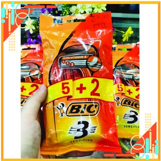 Dao cạo râu bic 3 lưỡi 7 cây trên 1 gói giá rẻ
