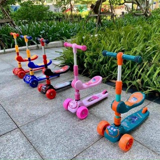 Xe scooter cho trẻ em đa năng cao cấp có nhạc có phát sáng gấp gọn thông minh BBS01