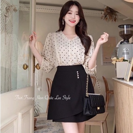 Chân váy chữ a trên gối đắp vạt che bụng trẻ trung, đắp tà 4 cúc ngọc
