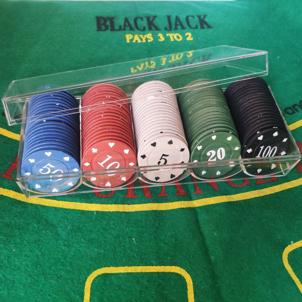 Bộ 100 chip poker có số ( phỉnh poker ) chất nhựa ABS cao cấp hình in sắc nét, có khay nhựa tặng kèm