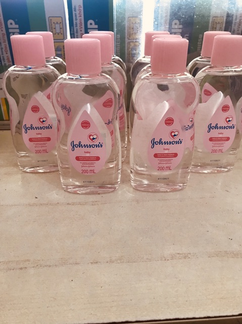 Dầu massa jonhson’s baby oil 200ml