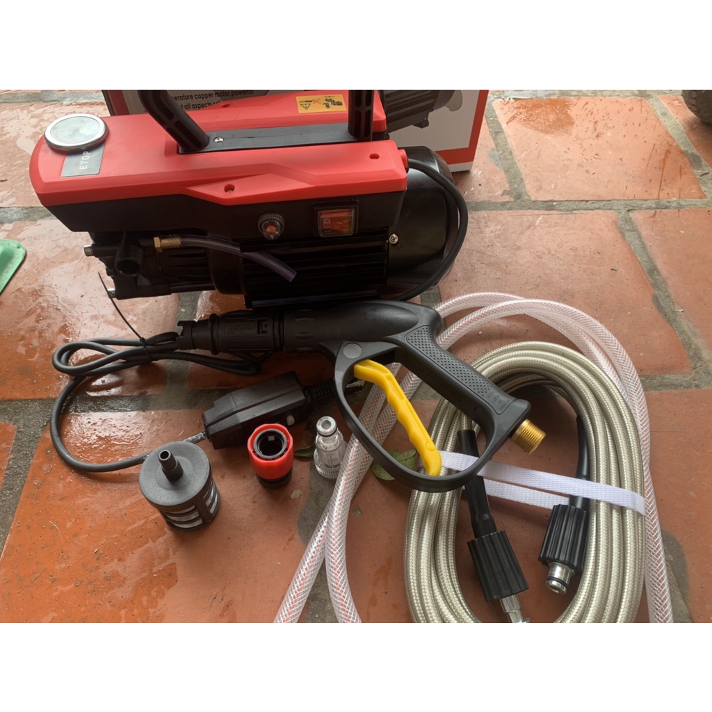 Máy rửa xe cao áp etop,có áp chống giật chống gây tiếng òn công xuất 1500w